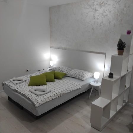 Apartman Jevrejska Banyaluka Dış mekan fotoğraf